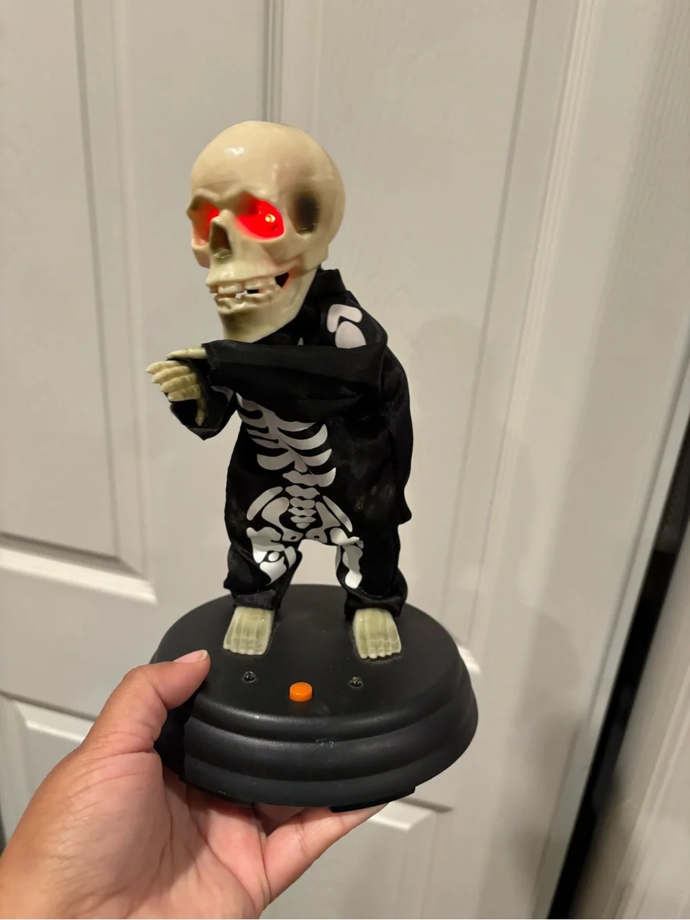 Gemmy Grave Raver Hey Baby Drop it to the Floor dancing skeleton Sings & Moves - Picture 2 of 16